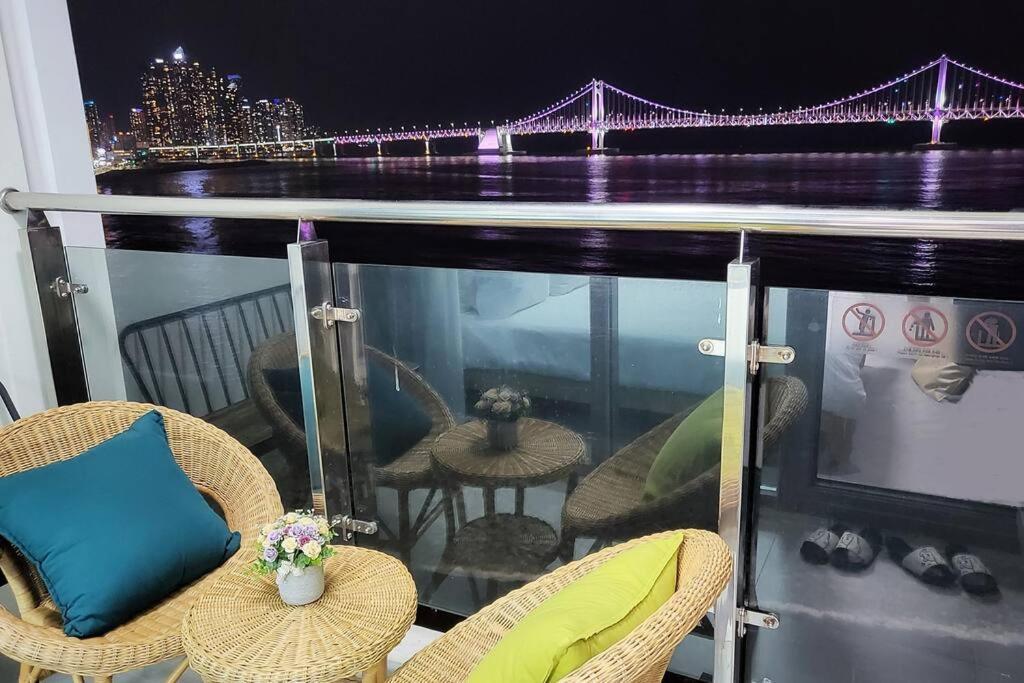 Gwangan-Ri Grand Terrace Ocean View Apartment Busan Exterior photo